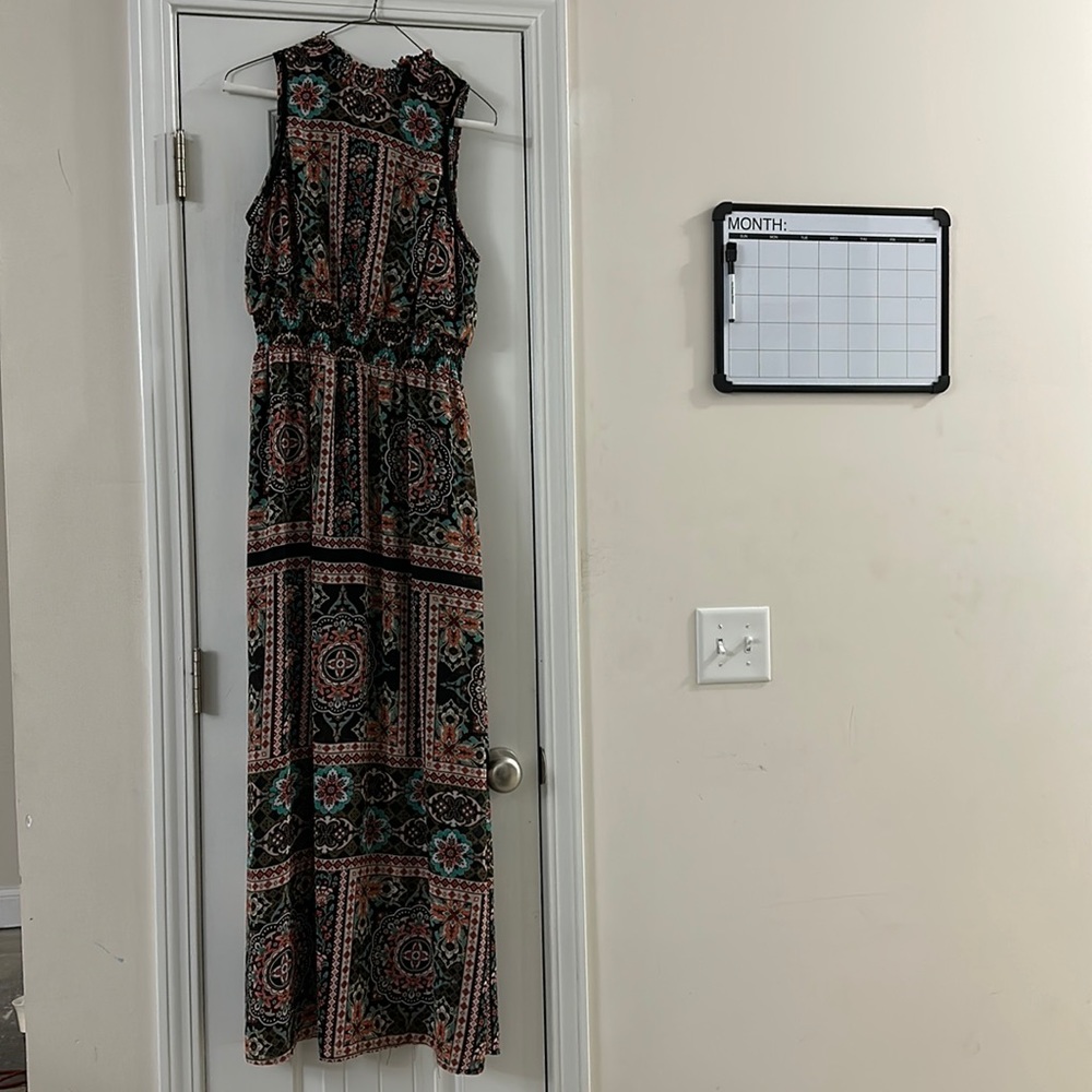Maxi dress size L - exhilaration brand
